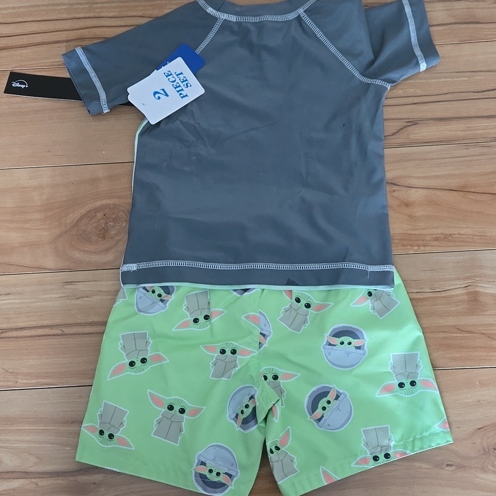 Toddler Boy The Mandalorian The Child Rashguard & Swim Trunks Set 2T - Picture 2 of 6